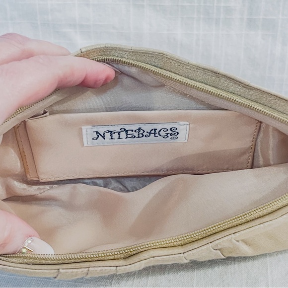 Nitebags Metallic Gold Fabric Clutch - NWOT - Picture 5 of 9